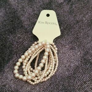 Kim Roger's pearl bracelet group